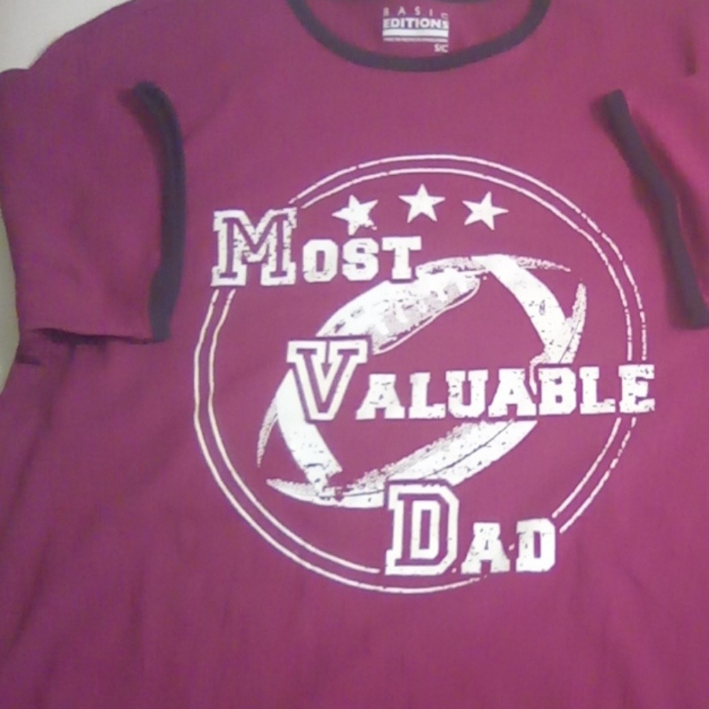 Graphic tee